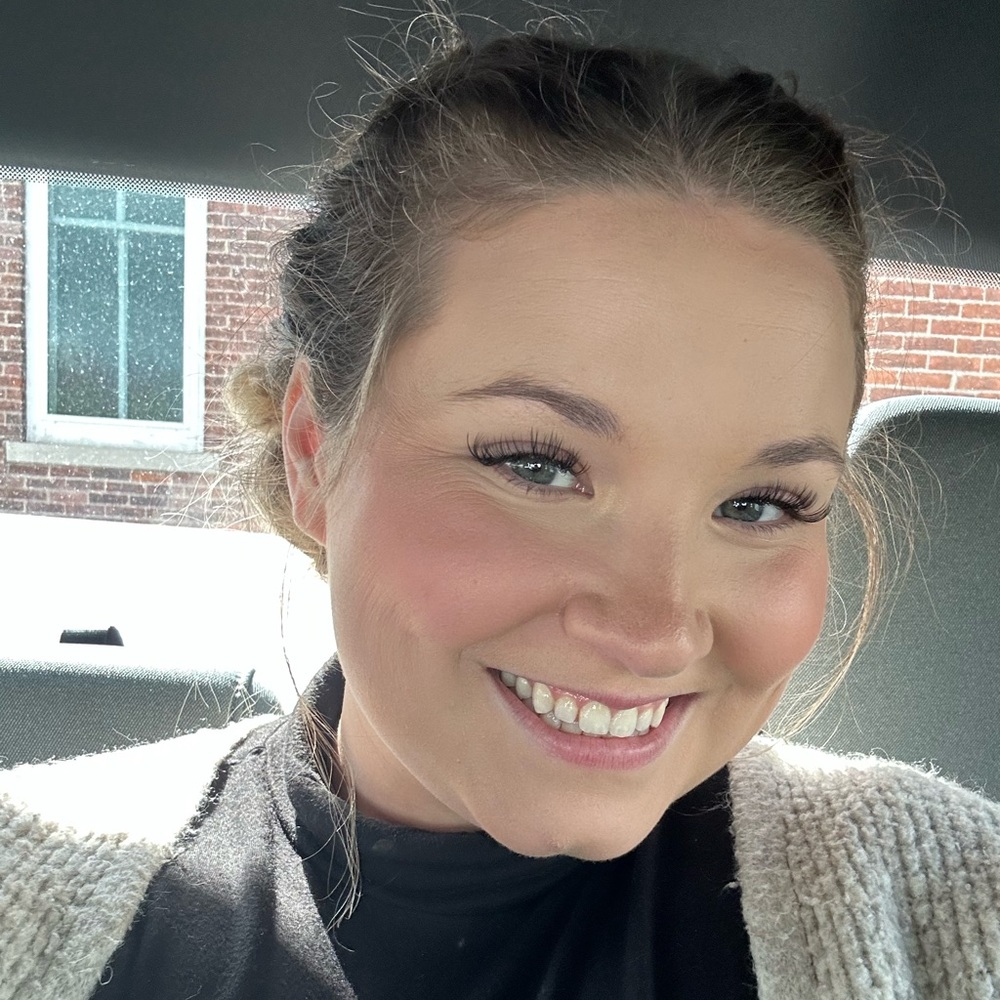 Meet your Posher, Ashley